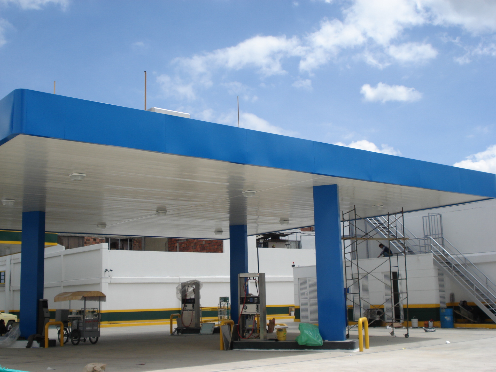 03 Estaciones de Servicio